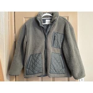 Sherpa Jacket Size XL